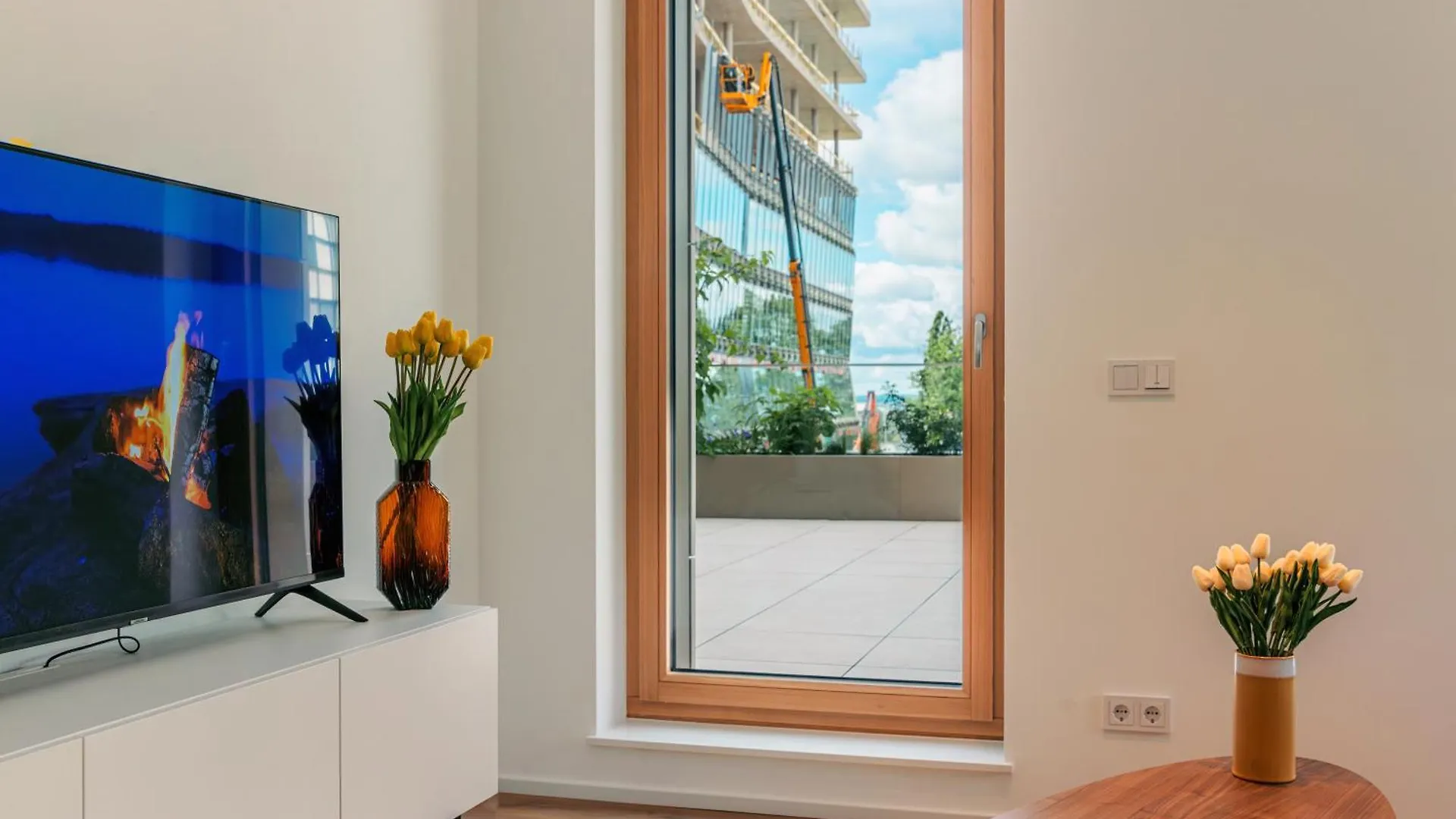 Media Bay Apartments In Kirchberg By Rentaroo Luxemburg