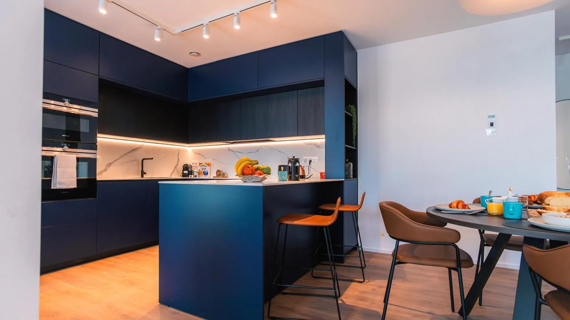 Media Bay Apartments In Kirchberg By Rentaroo Luxemburg Luxemburg